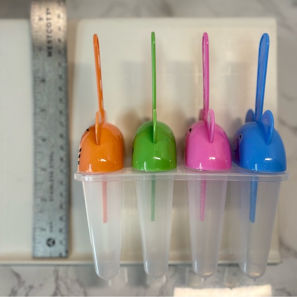 Ice Pop molds, Animal Face Kids Toy Set - Orange, Pink, Blue, Green - Picture 6 of 7